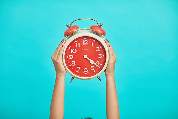 Clock highlighting the importance of habits and routines for kids